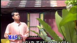 Download lagu lagu raya ku pohon restu ayah bonda mamat exist mp3 Download lagu lagu raya ku pohon restu ayah bonda mamat exist mp3