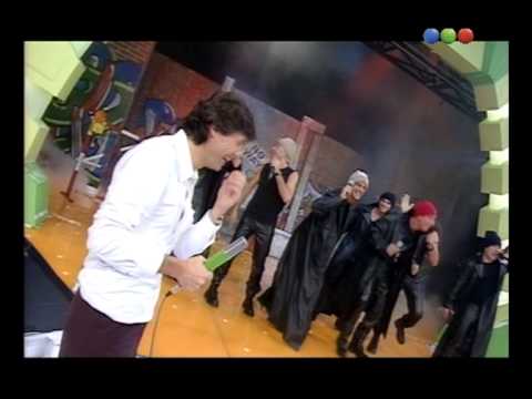 The Big Brother boys sing with Los Taxiboys