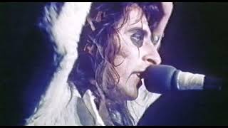 Alice Cooper.   Hello Hooray. / Billion Dollar Babies.   (Live) .