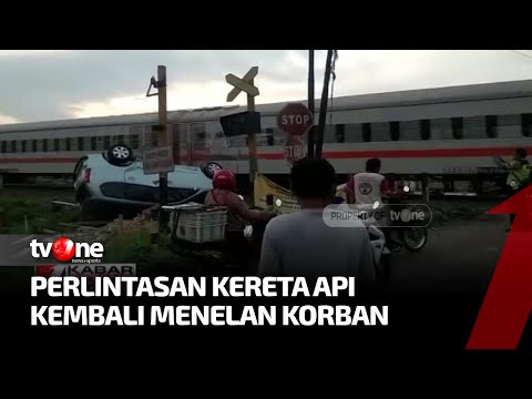 Minibus Tertabrak Kereta Api di Pelintasan Tak Berpintu Sidoarjo | Kabar Petang Pilihan tvOne