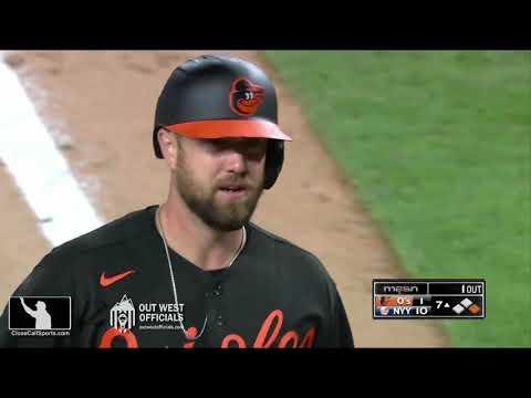 Ejection 54 - Umpire Pat Hoberg Ejects Bryan Holaday After Dropped Third Strike (Called)