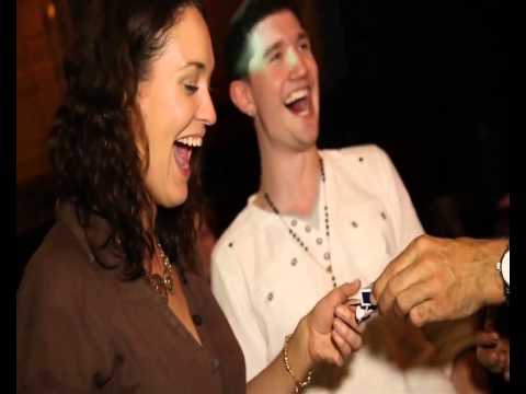 V Deck with DVD and Gimmick by Peter Nardi - Alberico Magic