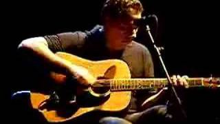 Revolver. Fuera de lugar. La Linea