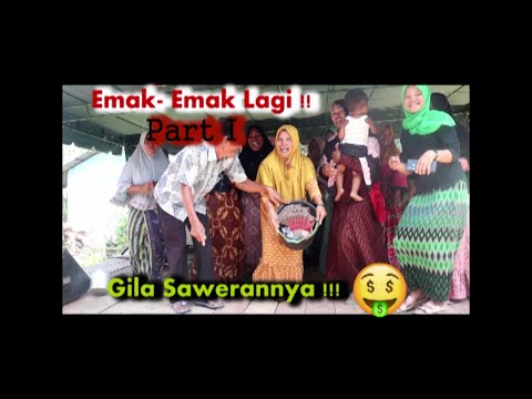 Joget Lagi Bareng Emak - Emak !!! Saweran sampe Satu Ember ...
