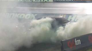 preview picture of video 'EF/EL XR8 at kwinana motorplex burnout comp'