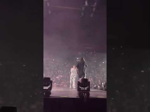 Sangiovanni, Madame Perso nel buio live 23.10.2022 Forum Di Assago, Milano