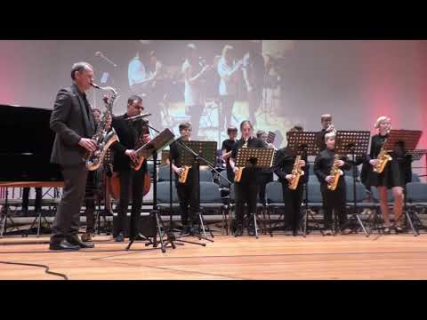 Gymnasium-am-Stadtpark, Krefeld: Schulkonzert 2019 1004 Orchester und Rhythmusgr. Musiksch. Szezecin