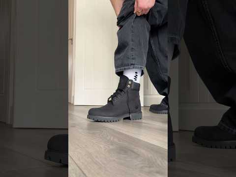 The Notorious BIG Timberland 6 Inch Boot in Black 👑 #timberlands #thenotoriousbig #biggiesmalls