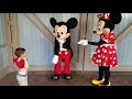 2017 08 19 Mickey Look