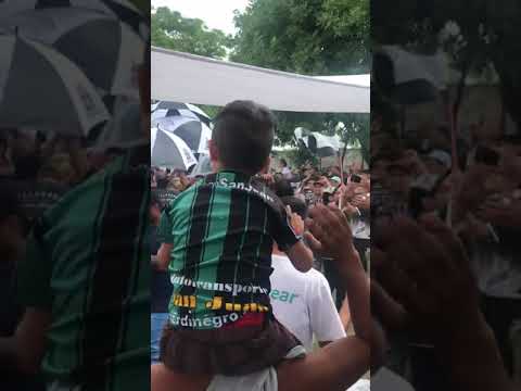 Está es la banda del tambero ⚫️⚪️⚫️ Claypole 0-0 Burzaco