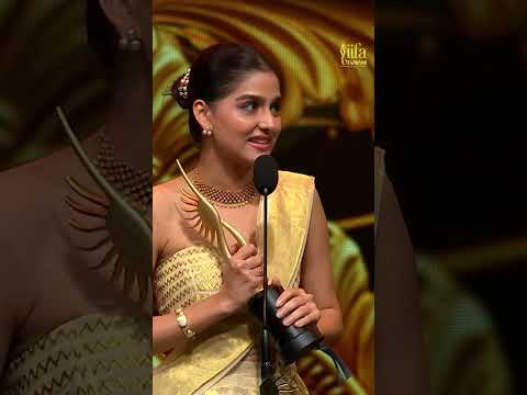 IIFA show screenshot 