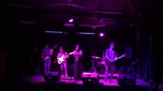 Kolors - Always Be Here and The Gardens End (Sarah Blasko cover) Live @theHappyYess (6/10/2017)