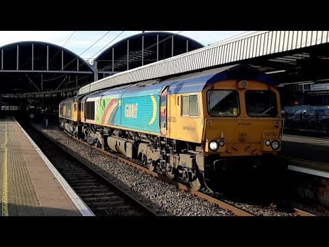 *Thrash* GBRf class 66s stop at Newcastle Central.