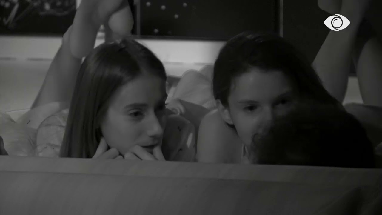 “Sot e kuptova”/ Kelly bisedon me Mikelën