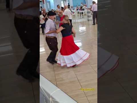 #shotrs #dança #cultura. no clube dos idosos da cidade Norte em Dois Vizinhos. Paraná. Brasil.
