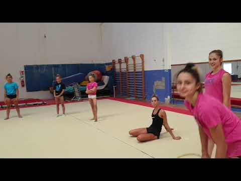 IL CERCHIO!!PROVIAMO LA GINNASTICA RITMICA!! ginnastica artistica CSB