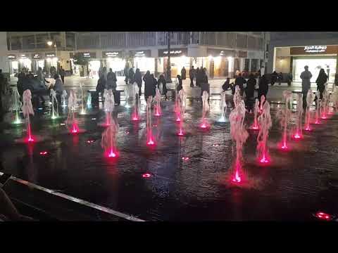 Colorful fountains show in Medina near Masjid-al-Nabawi #madina #saudiarabia #masjidnabawi #diy