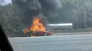 preview picture of video 'Lamborghini On Fire'