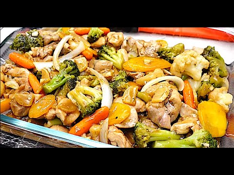 Chicken and Veggies with Ginger in Sesame Soy Sauce (Quick, healthy, easy dinner recipe)