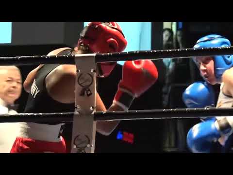 Velada Boxeo amateur Elche. 16-06-2018. 3º Combate femenino: Estefania Martinez VS AlbaGarcia