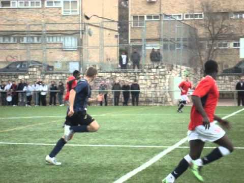 Bangaly anota el 1-2 para el Fuencarral. Minuto 28