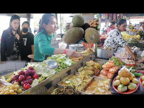 Afternoon Countryside Food Market Scene - Sunday Life Style of Vendors & Buyers @ Kein Svay Resort