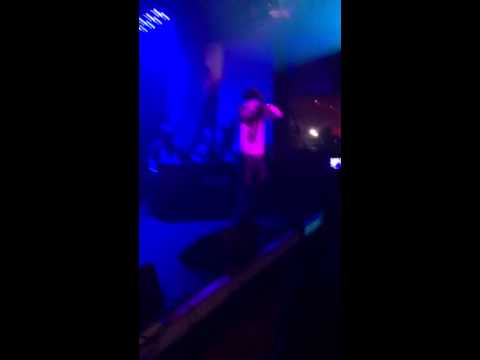 TaeHawfa performing DIVIDENDS at Coast2Coast Mixtapes UK Tour