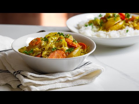 Ethiopian Vegetable Stew with Potatoes, Cabbage and Carrot - Vegan One Pot Recipe - Easy