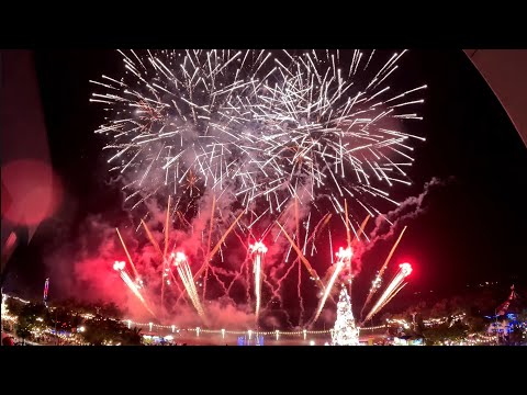 Huntrix - Golden KPop Demon Hunters Pyromusical by Platinum Fireworks Inc.