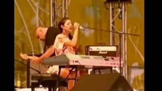 Stacie Orrico - Wait Live NRJ in the park