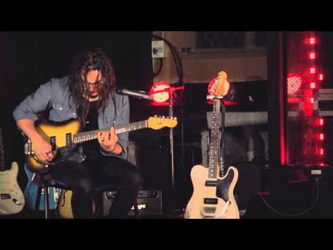 Nigel Hendroff New TMG signature Scarlett guitar