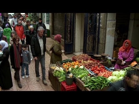 Anthony Bourdain explores the souk in Tangier, Morocco (Parts Unknown)