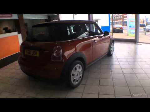 MINI HATCH ONE ORANGE 2011