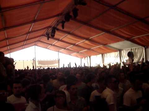 Ricardo Villalobos @ Sunwaves 10 , 13/08/2011 navodari (2)