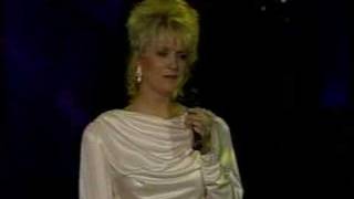 Connie Smith - In The Valley (He Restoreth My Soul)