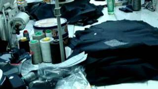 preview picture of video 'VIDEO sequestro laboratorio produzione abbigliamento Turi'