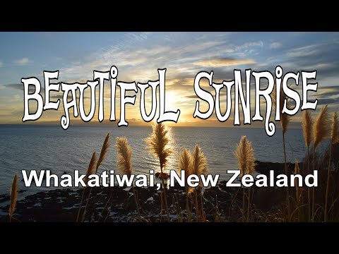 Beautiful Sunrise | Whakatiwai, New Zealand