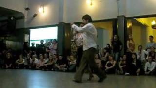 Video thumbnail for Andrés Molina y Corina Herrera bailando una milonga en TangoCool - Club Villa Malcolm (Bs As)