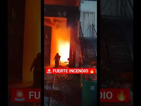 Un fuerte incendio se registró la noche de ayer en los sectores El Chorro y Legua,en Turbana,Bolívar