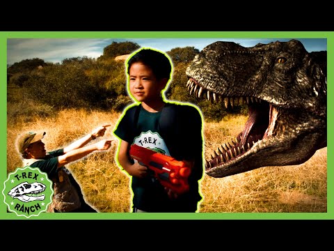 🦖 GIANT T-Rex Hits Park Ranger LB 🦖 | 🦕 T-Rex Ranch Dinosaur Videos 🦕
