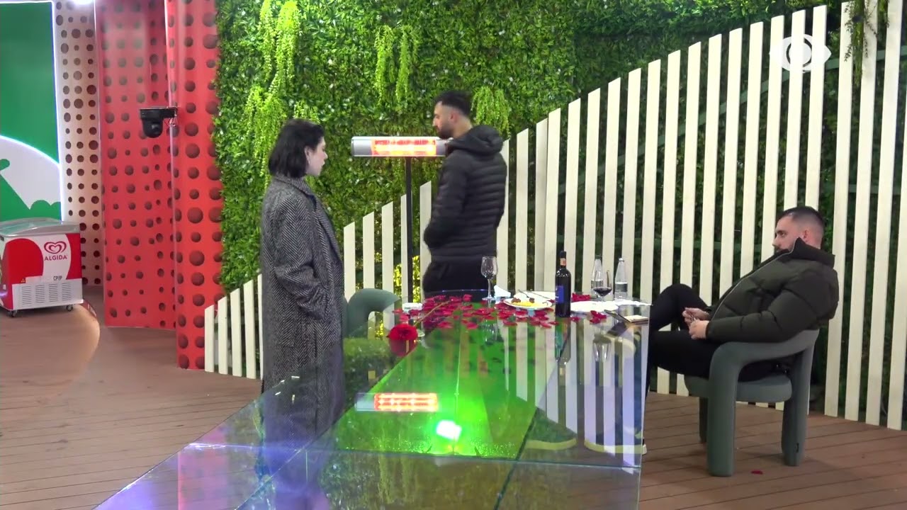 “Ishim mirë të dy një moment…”/ Lore dhe Keijsi diskutojnë për Stelinën