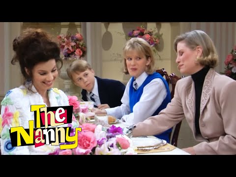 Gracie Tell's C.C. Fran's Pregnant | The Nanny