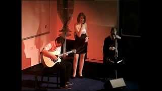 Karin Mozina cover (LIVE) - Blue moon - The Boswell Sisters