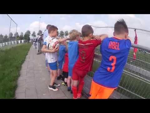 28-05-2016 - VV UNO ZA1 promoveert tegen V&V - de strafschoppen serie