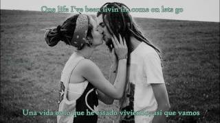 ~Stick Figure ft Collie Buddz - Smokin&#39; Love (Sub esp + lyrics)~