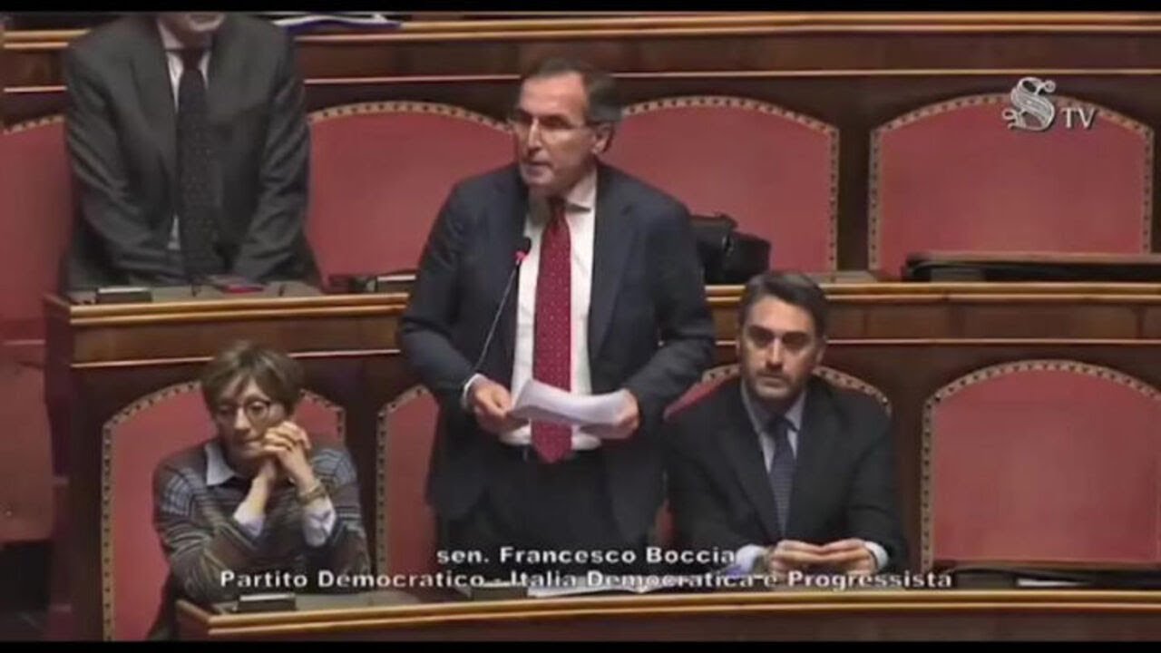 Boccia: Meloni preferisce andare nei podcast che venire in Parlamento, mentre il mondo brucia