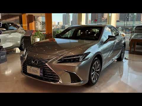 2025 Lexus ES 300h Review | Hybrid Luxury Sedan 🎧🚗