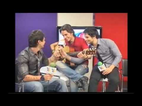 sebastian, agustin y menny cantan en el videochat segunda oportunidad 11-06-10