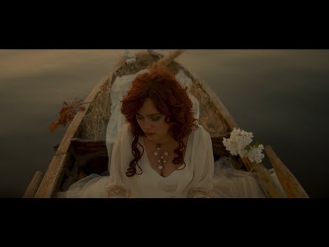 Ceren Uslu - Bi Dans Etsek (Official Music Video) 