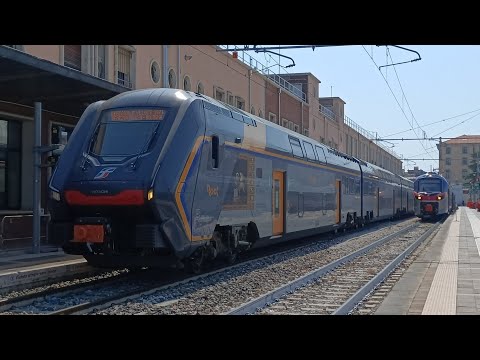 treni passeggeri di tutti i tipi alla stazione di Venezia Santa Lucia
